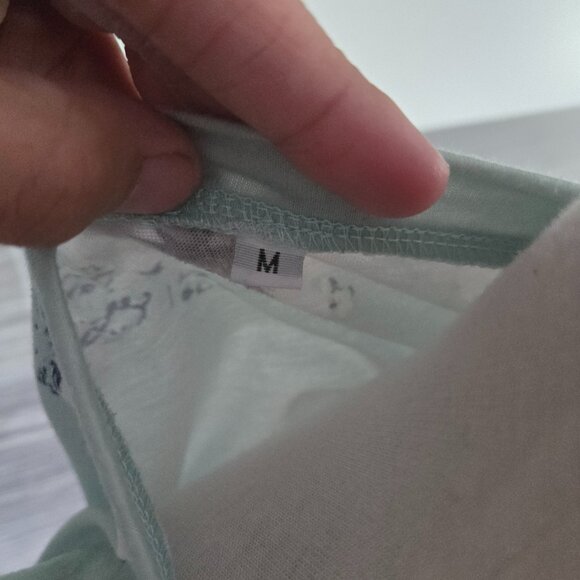 Mint Floral Print Tee – Women’s Size Medium (Great Condition) - Picture 2 of 2